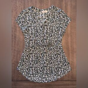 Full Moon Tie Waist Maternity Blouse: Size Small